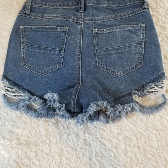Vintage Reunion Women Jeans Shorts - Picture 2 of 5